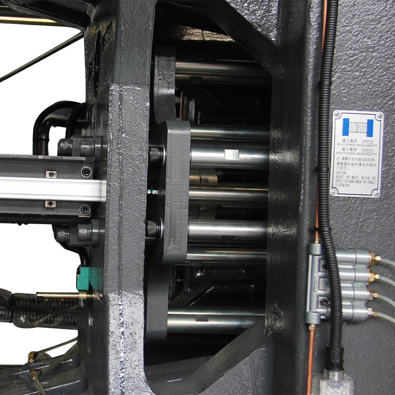 SP350: SP Smart Power Injection Machine